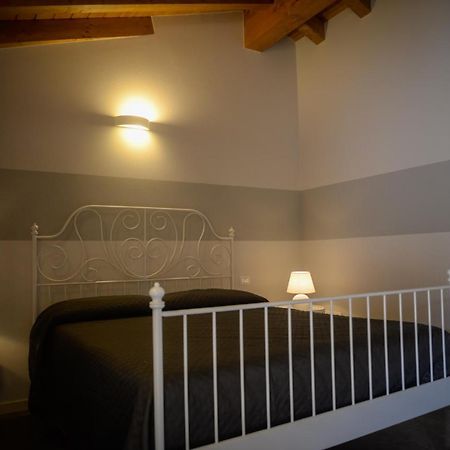 La Corte Dell'Elmo Salò Εξωτερικό φωτογραφία